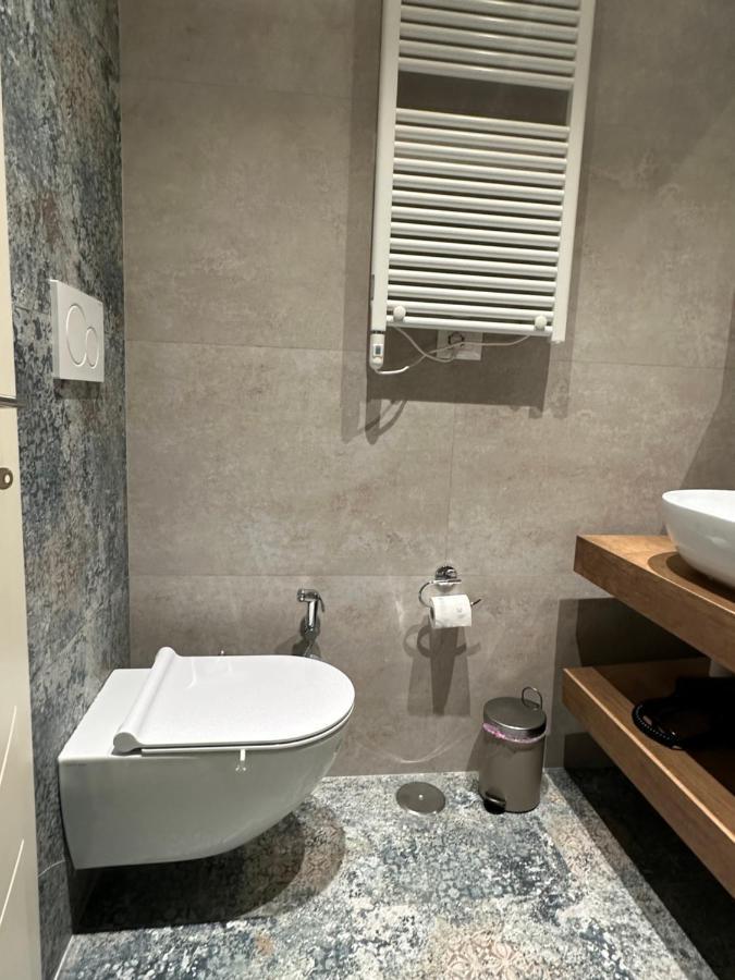 Comforthouse Lavilla Ladispoli Exterior photo
